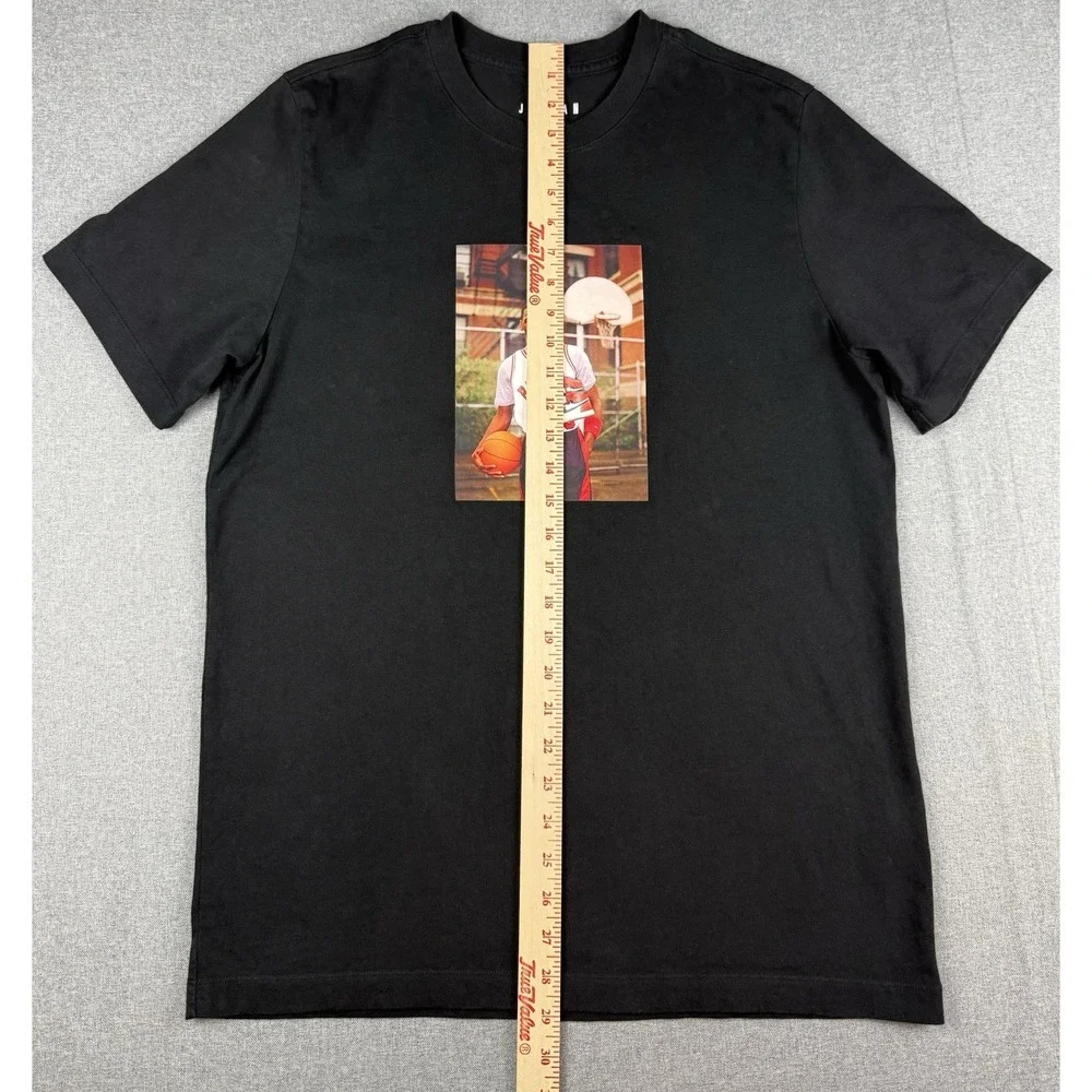 Jordan Mens L T Shirt Black Michael Jordan Photo Air Jordan Sneaker Graphic Tee